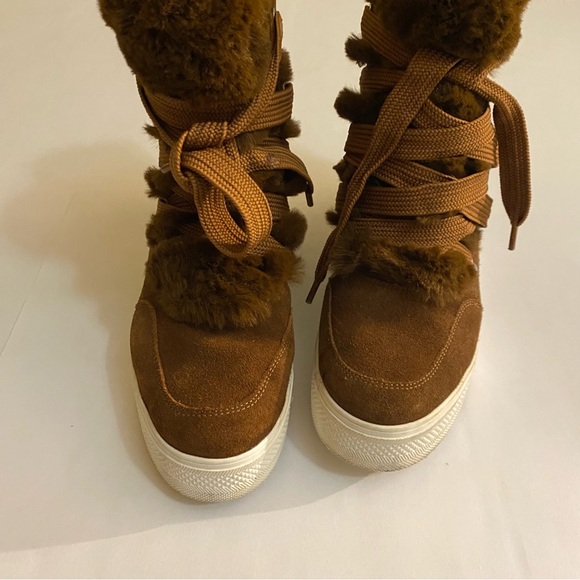 🍁Steve Madden Brown Fur-Lined Women's Sneakers - Picture 7 of 13